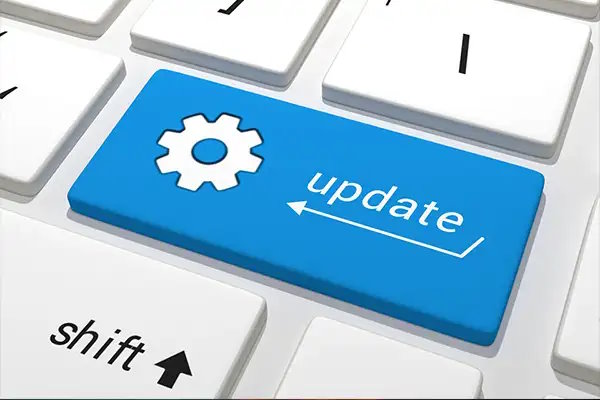 Регулярное обновление и оптимизация